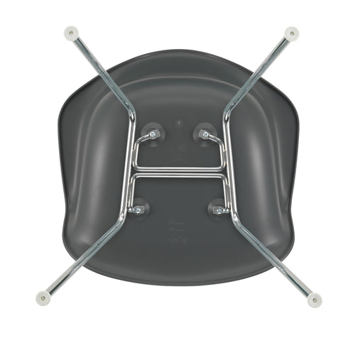 Cadeira de Braços em Plástico Eames DAX / Base Cromada